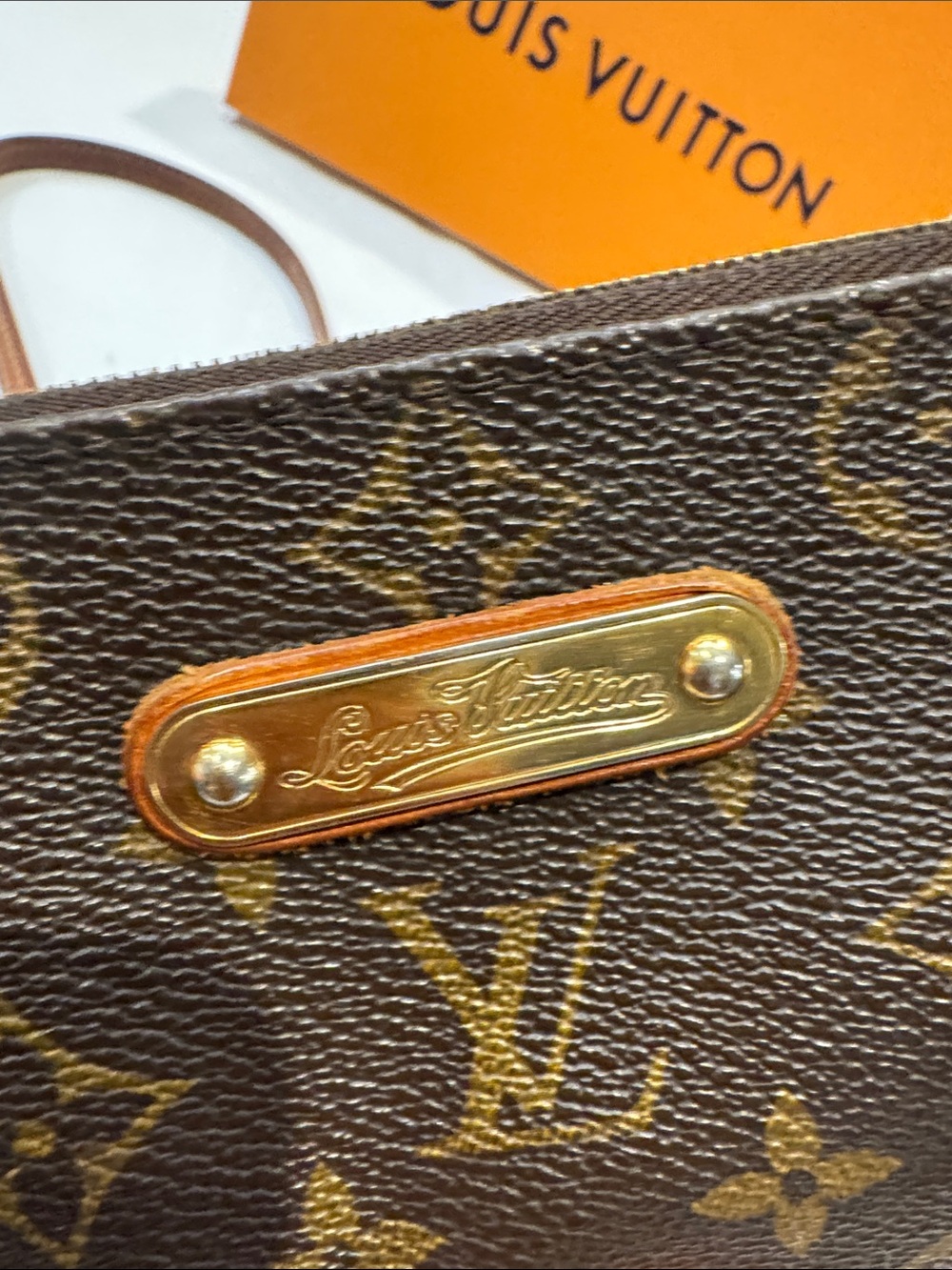 Authentic Louis Vuitton Eva Monogram Canvas Crossbody Bag - Picture 7 of 13